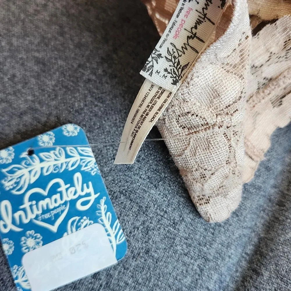 Free People Galloon Lace Bralette in Light Beige